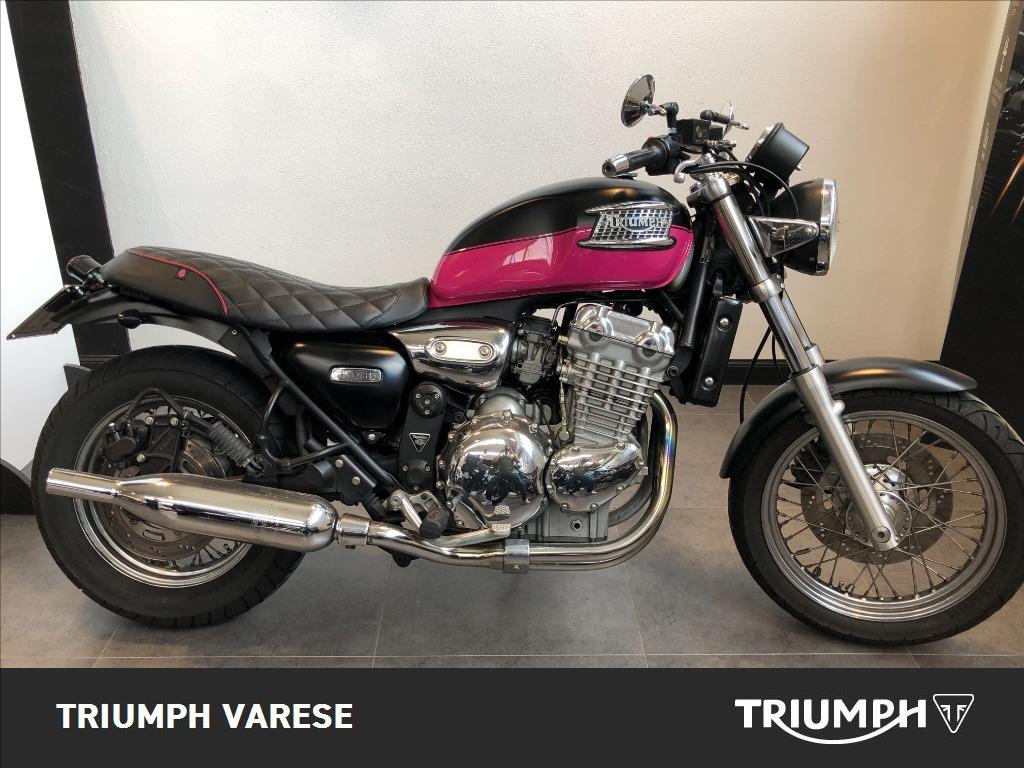 TRIUMPH Thunderbird 900 