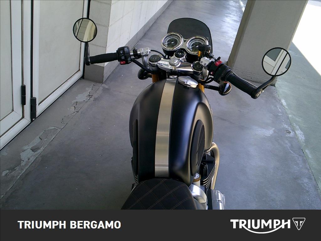 TRIUMPH Thruxton 1200 R