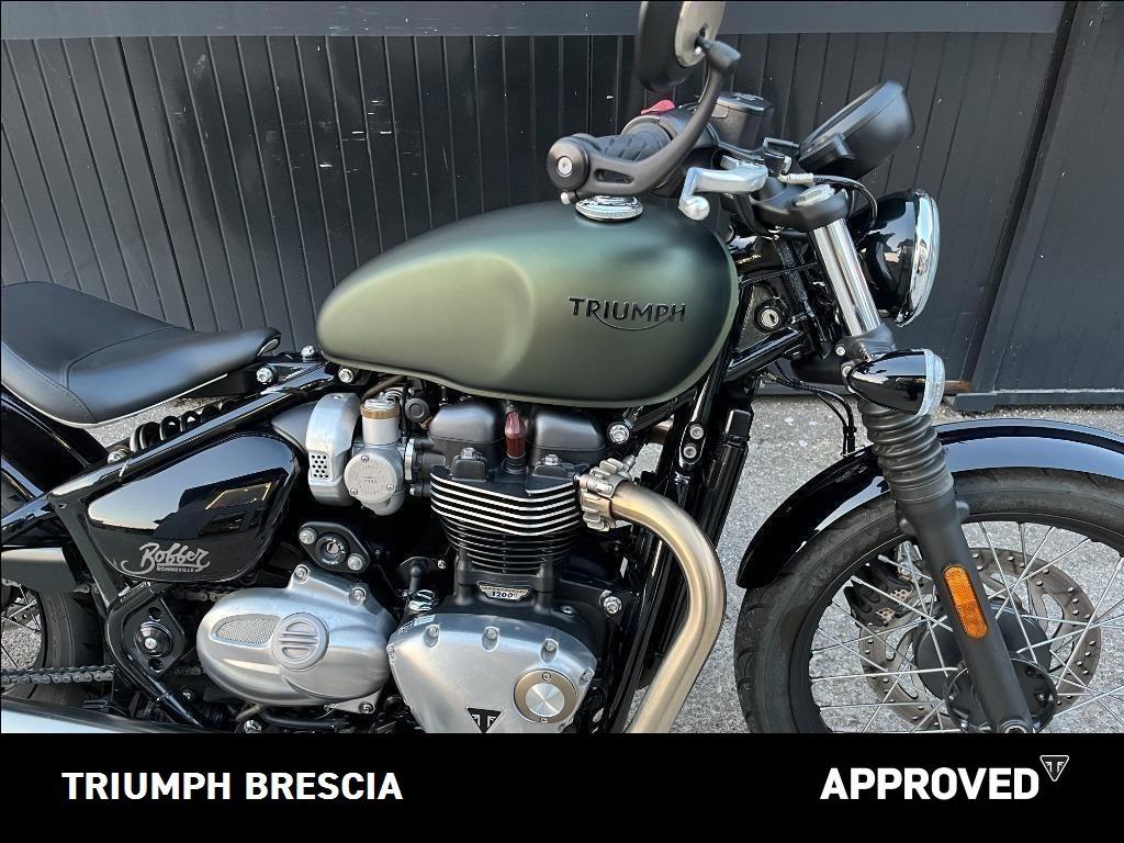 TRIUMPH Bonneville 1200 Bobber 