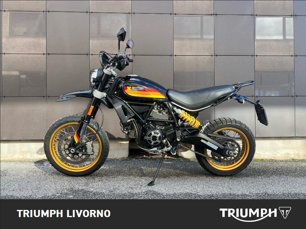 DUCATI Scrambler 800 Desert Sled Black Edition