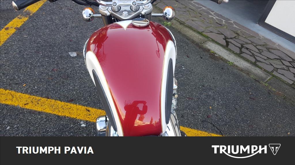 TRIUMPH Thunderbird 900 