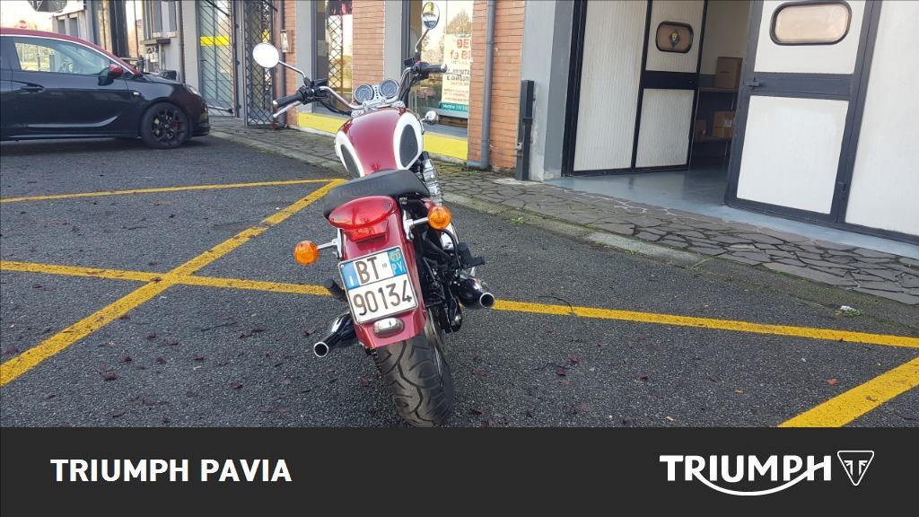 TRIUMPH Thunderbird 900 
