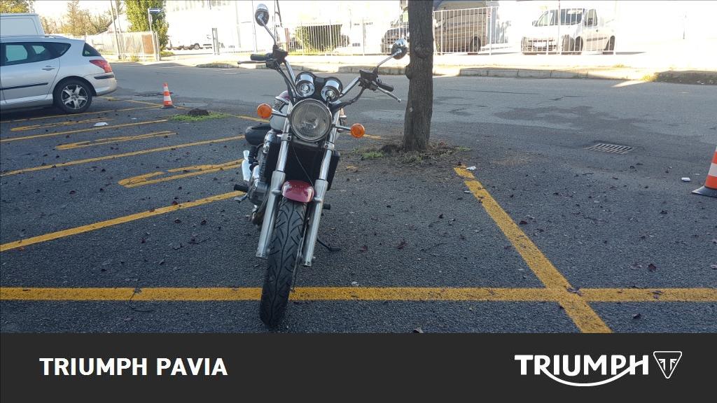TRIUMPH Thunderbird 900 