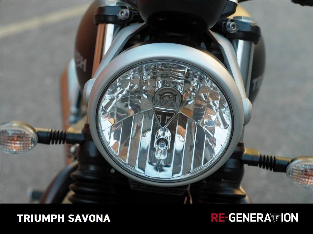 TRIUMPH Street Twin 900 