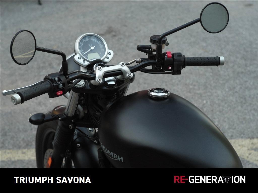 TRIUMPH Street Twin 900 