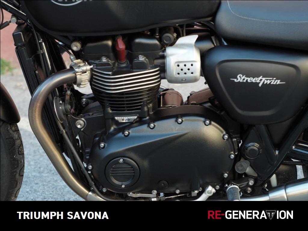 TRIUMPH Street Twin 900 