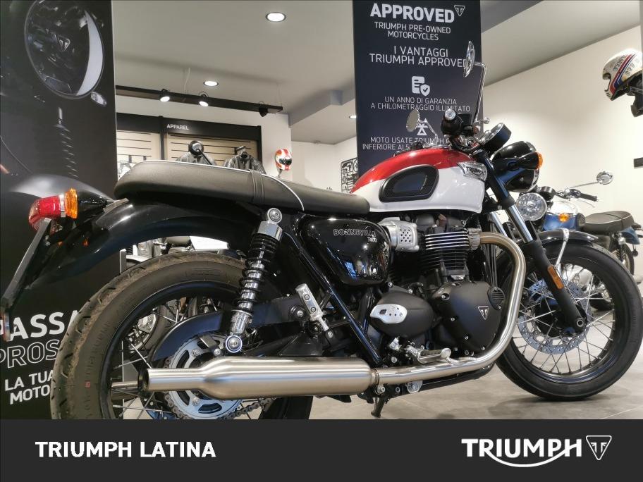 TRIUMPH Bonneville 900 T100 