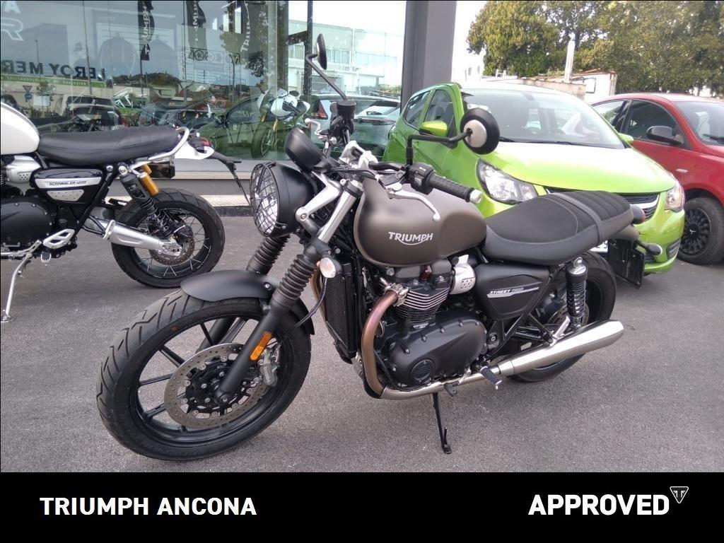 TRIUMPH Street Twin 900 