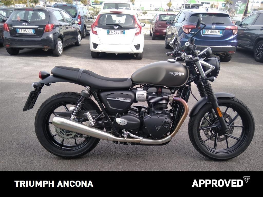 TRIUMPH Street Twin 900 