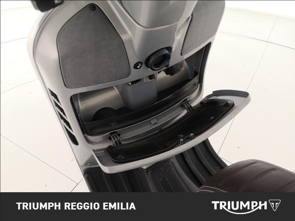 VESPA Vespa GTS 300 hpe Touring Abs
