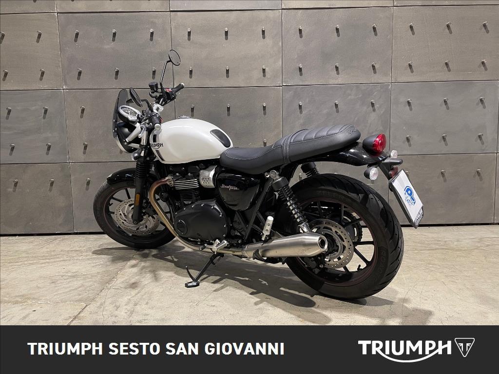 TRIUMPH Street Twin 900 