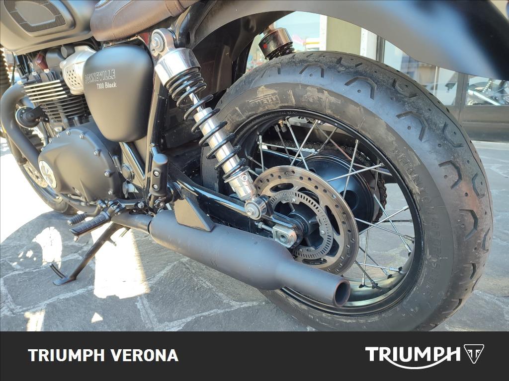 TRIUMPH Bonneville 900 T100 Black