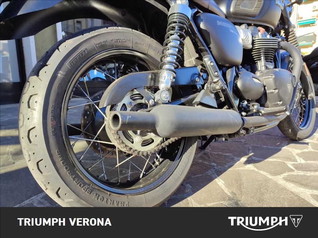 TRIUMPH Bonneville 900 T100 Black