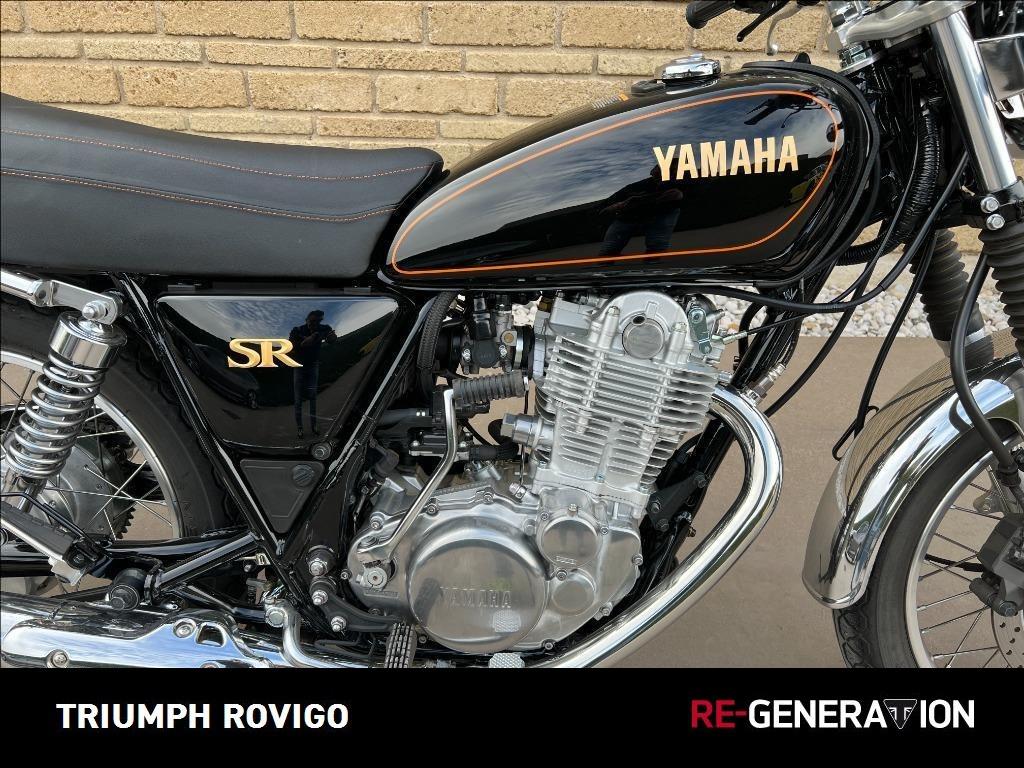 YAMAHA SR 400 