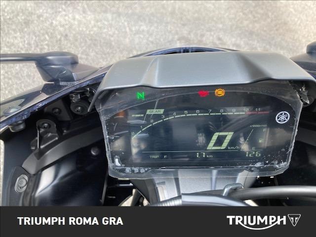 YAMAHA YZF R7 690 Abs