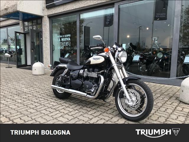 TRIUMPH Speedmaster 865 