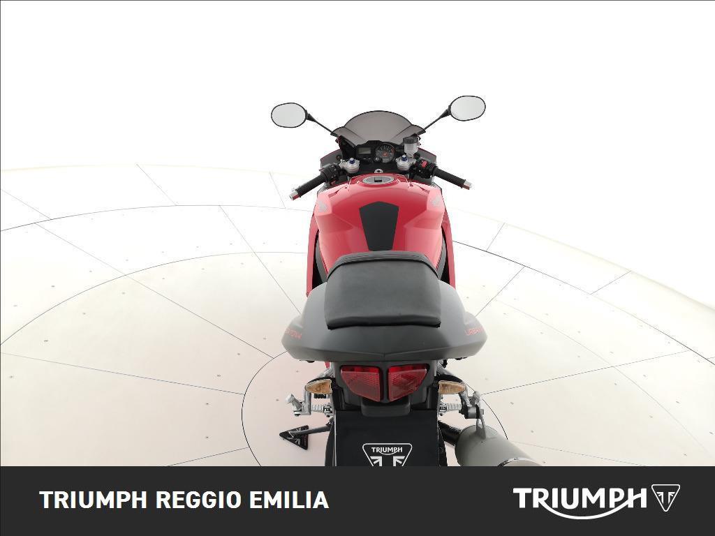TRIUMPH Daytona 600 