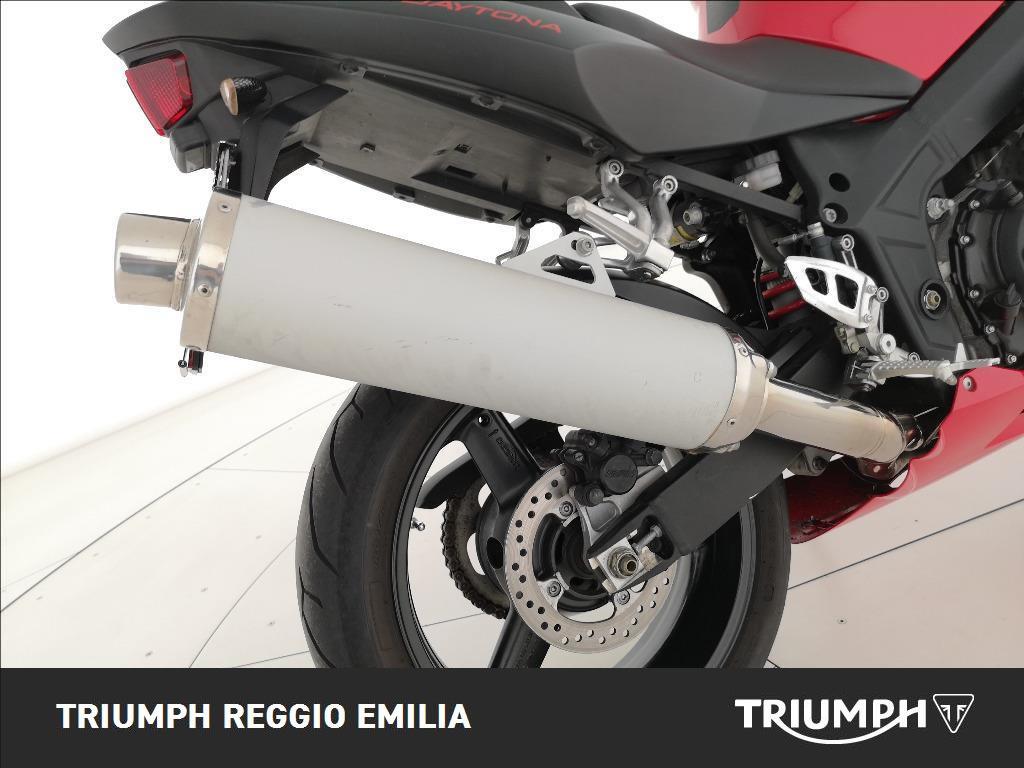TRIUMPH Daytona 600 