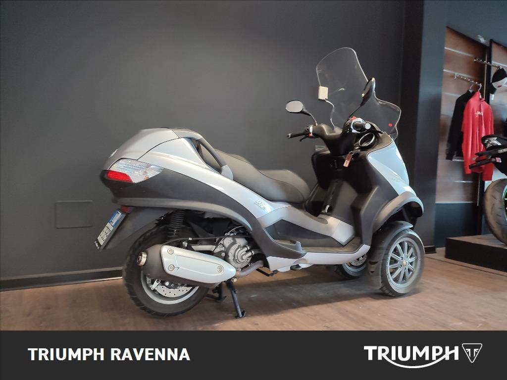 PIAGGIO MP3 250 