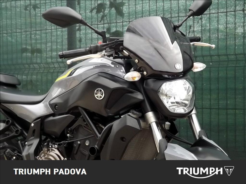 YAMAHA MT-07 690 Abs