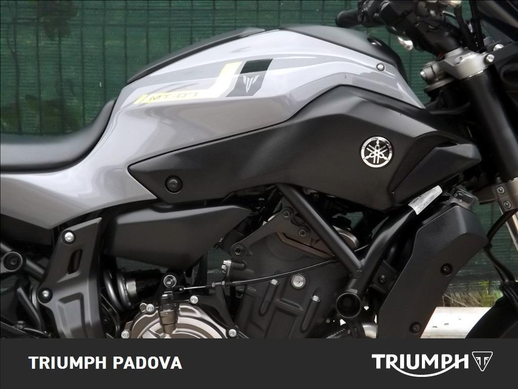 YAMAHA MT-07 690 Abs