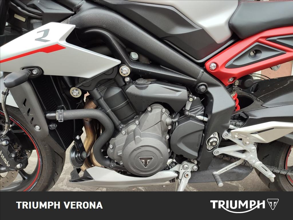 TRIUMPH Street Triple 765 R