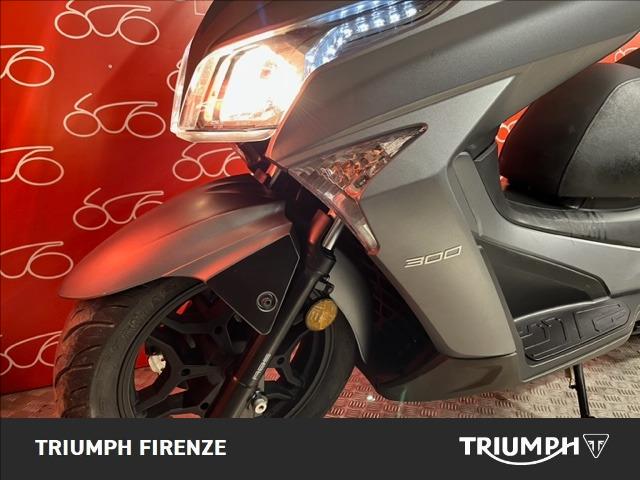 KYMCO Xciting 300 i