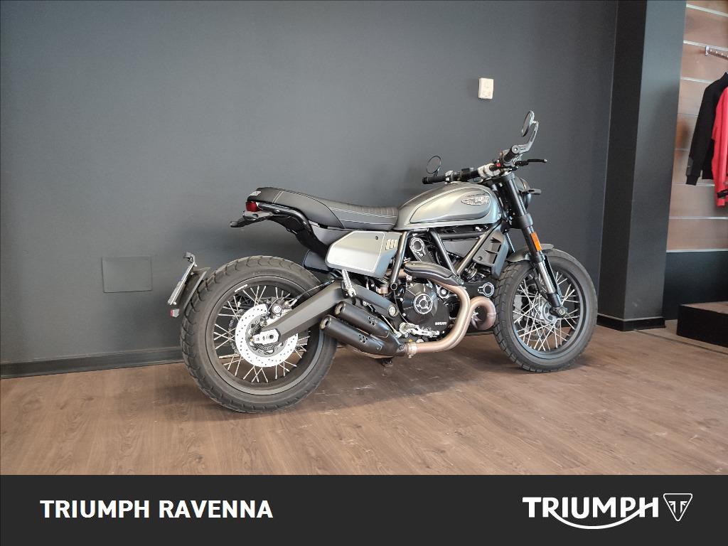 DUCATI Scrambler 800 Nightshift