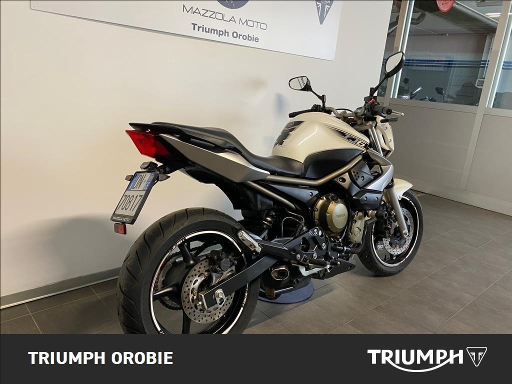 YAMAHA XJ6 600 