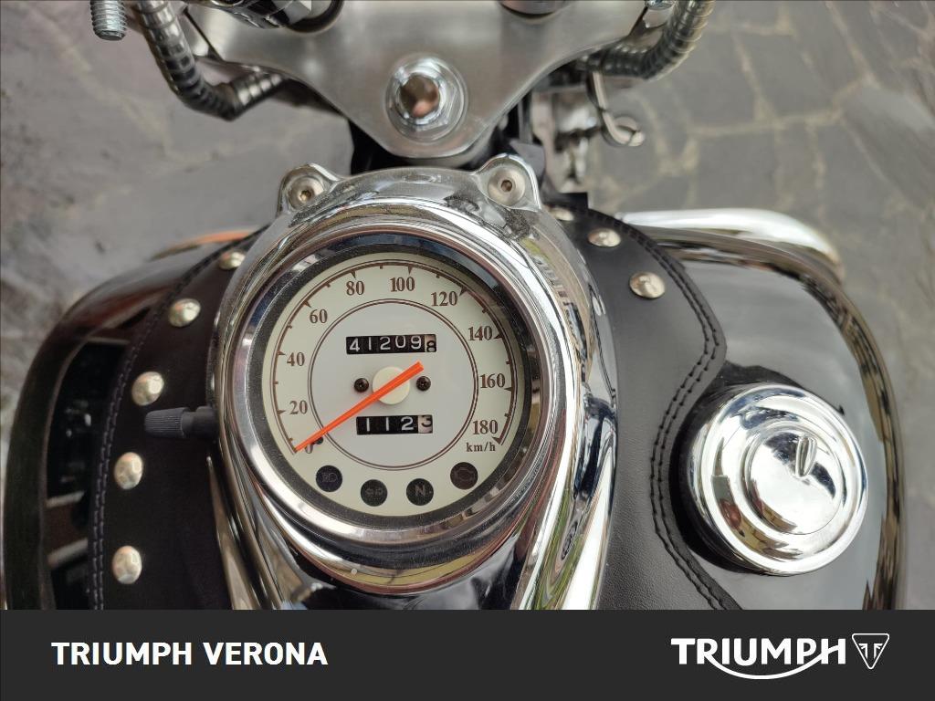 YAMAHA XVS 650A DragStar Classic