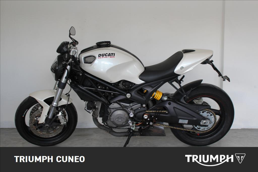 DUCATI Monster 696 