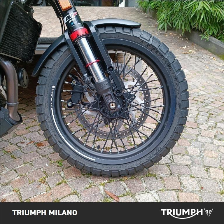 HUSQVARNA Svartpilen 401 4T