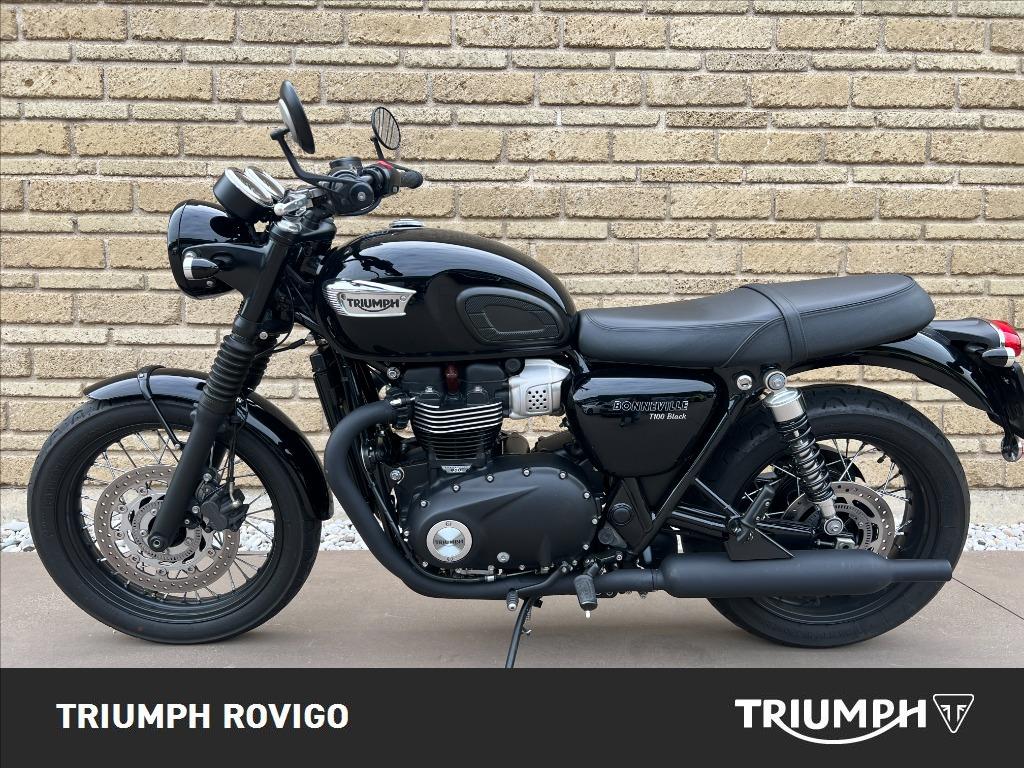 TRIUMPH Bonneville 900 T100 Black
