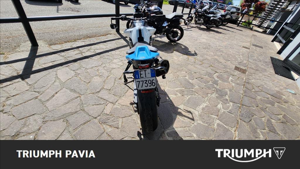 KTM 890 Duke R