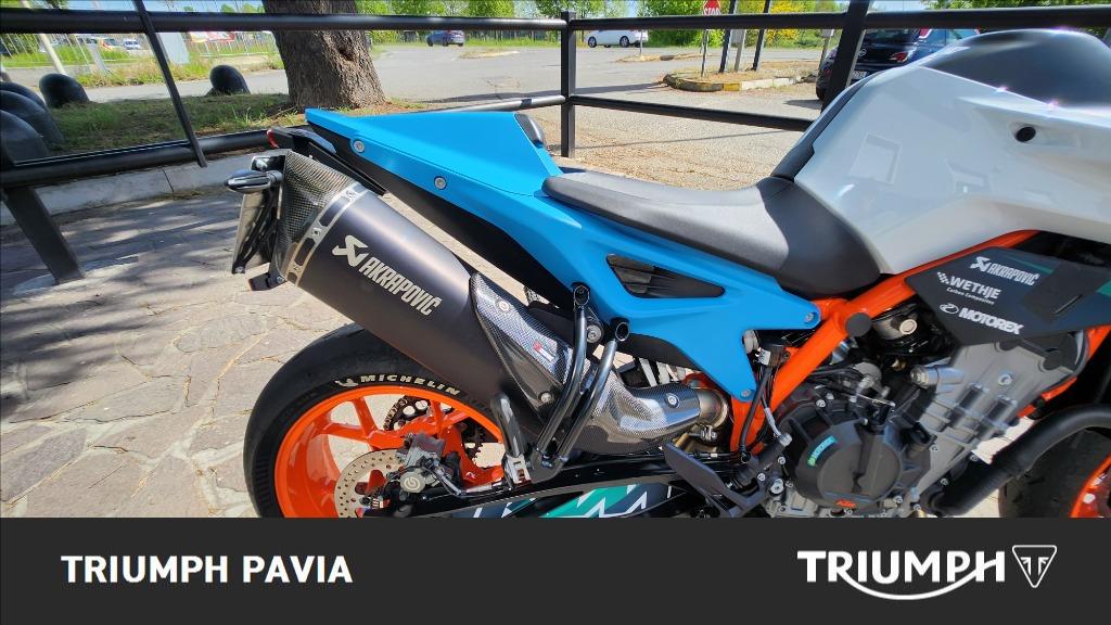 KTM 890 Duke R
