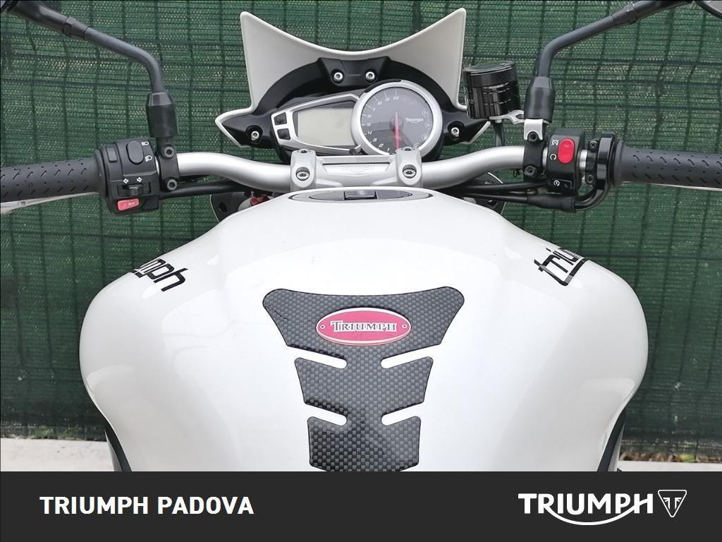 TRIUMPH Speed Triple 1050 