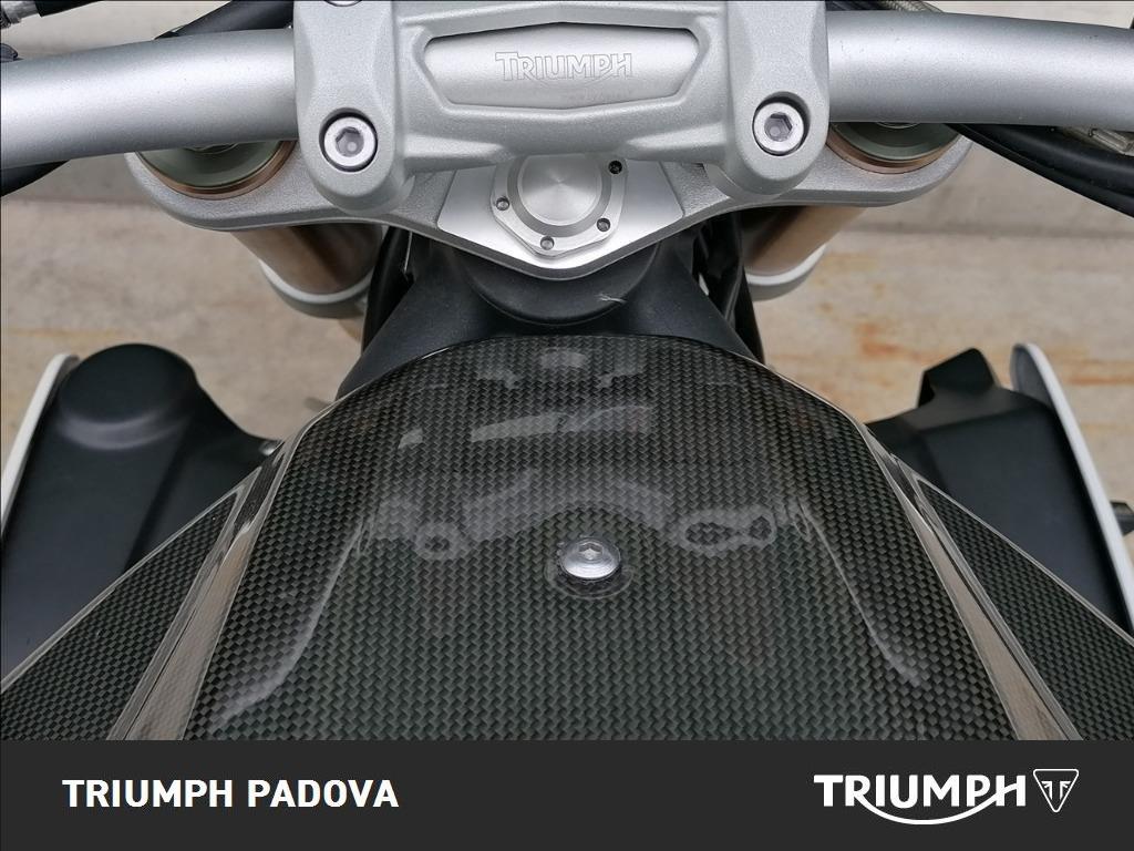 TRIUMPH Speed Triple 1050 
