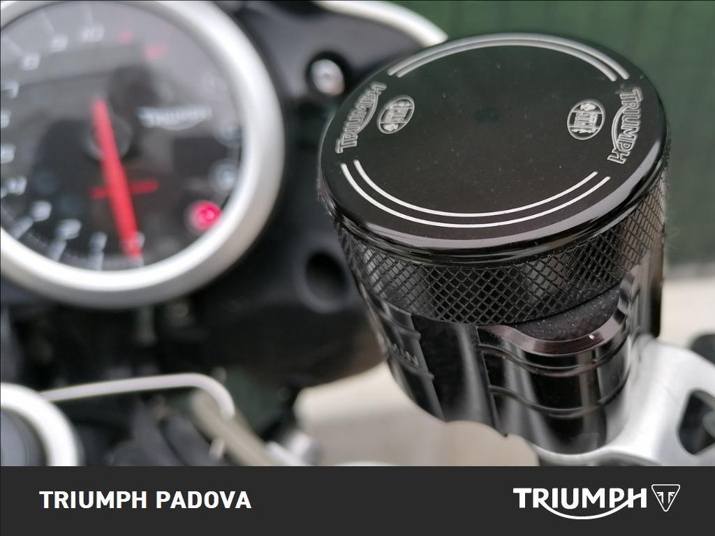 TRIUMPH Speed Triple 1050 