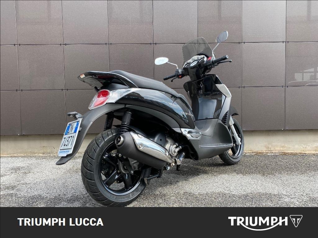 APRILIA Scarabeo 300 (s)