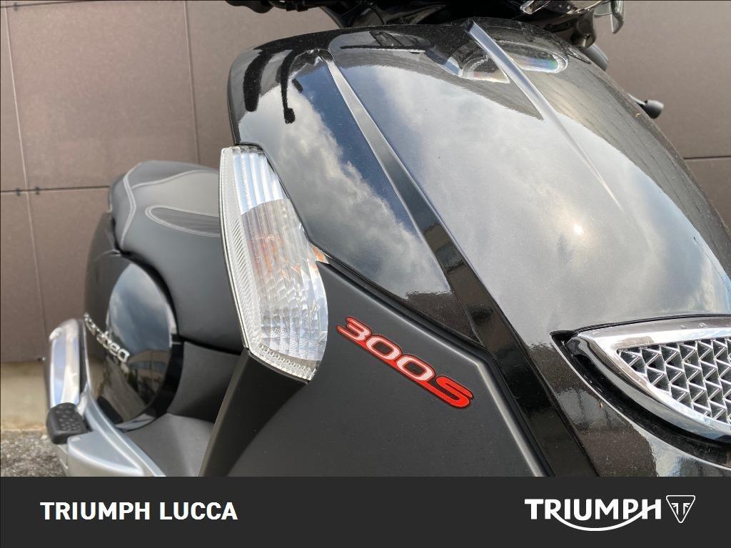 APRILIA Scarabeo 300 (s)