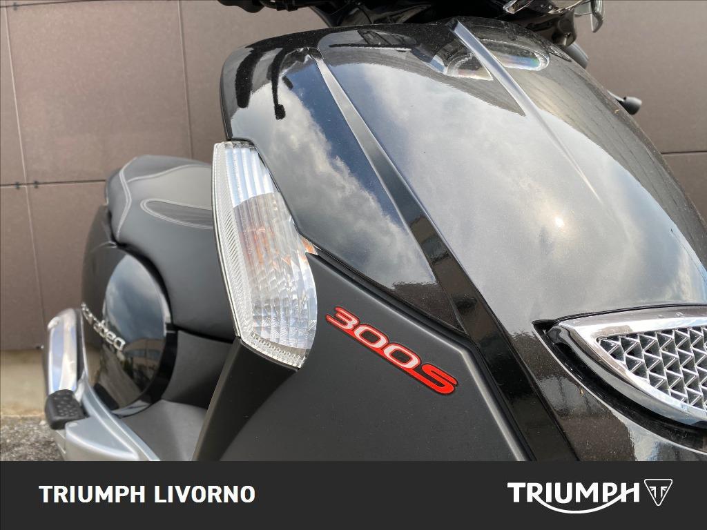 APRILIA Scarabeo 300 (s)
