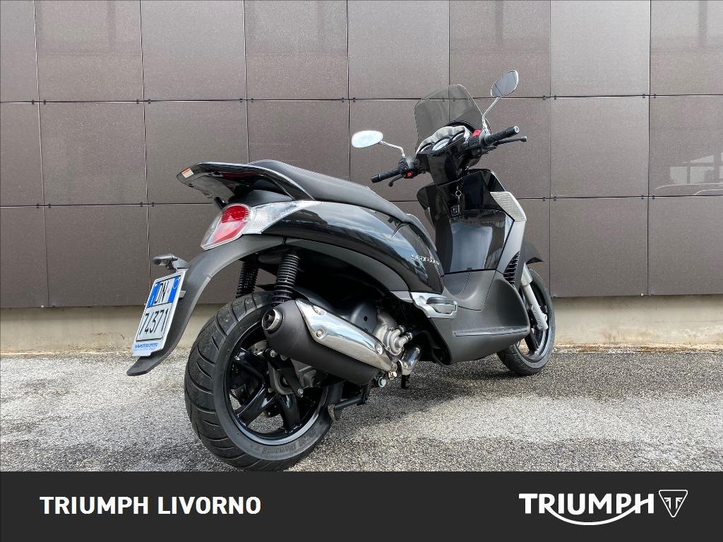 APRILIA Scarabeo 300 (s)
