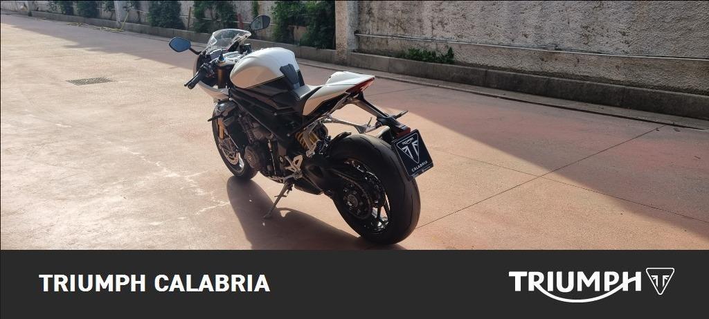 TRIUMPH Speed Triple 1200 RR Abs