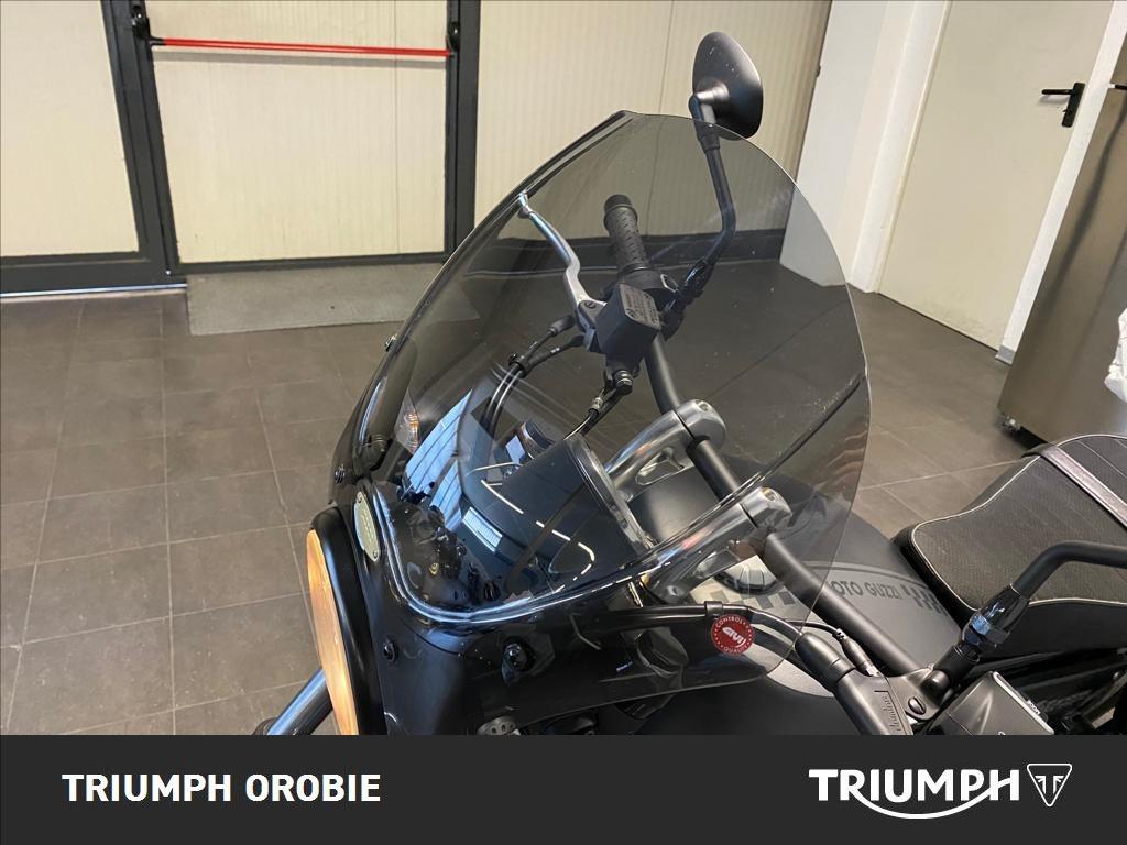 MOTO GUZZI V9 850 Bobber