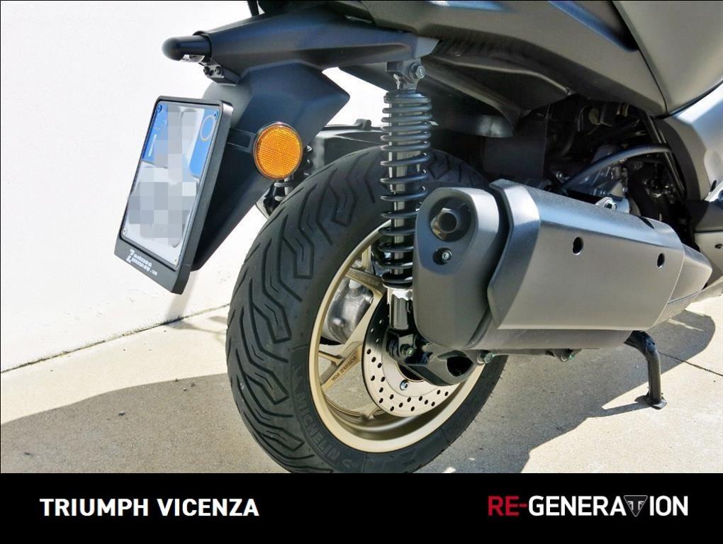 YAMAHA X-Max 300 Tech Max Abs