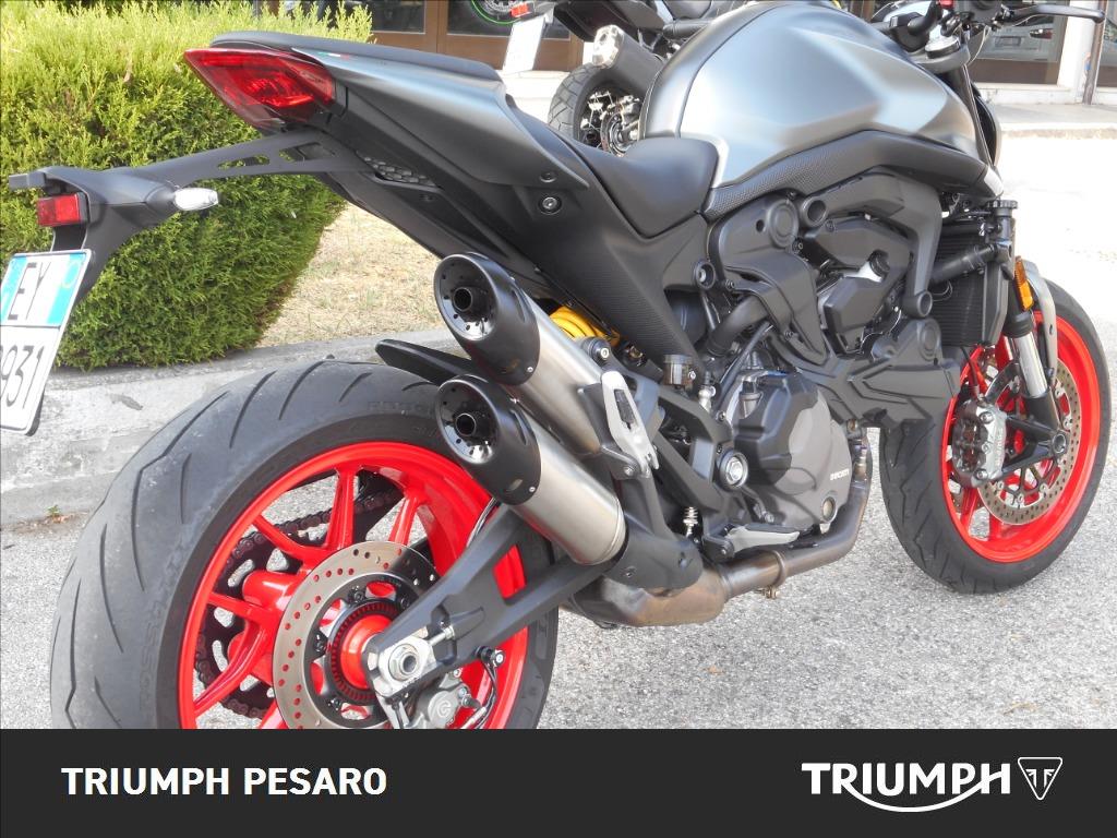 DUCATI Monster 937 plus