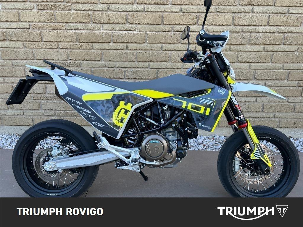 HUSQVARNA Supermoto 701 4T 