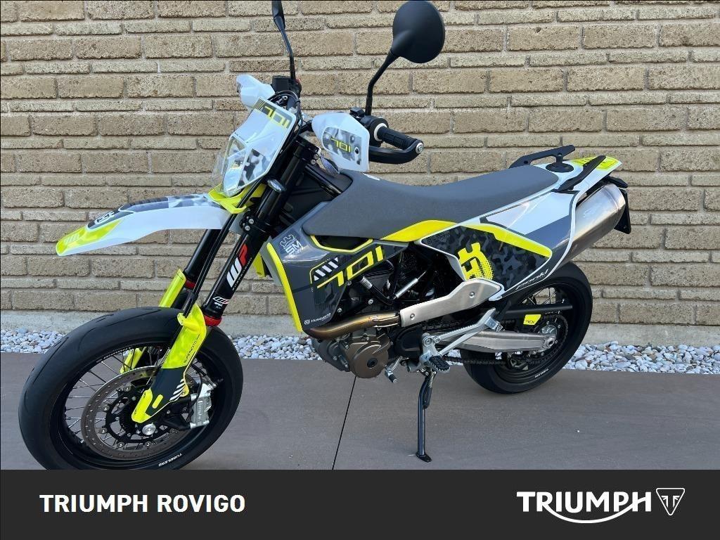 HUSQVARNA Supermoto 701 4T 