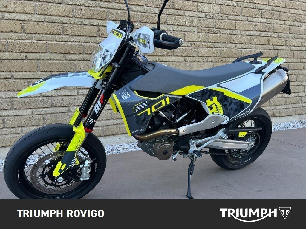 HUSQVARNA Supermoto 701 4T 