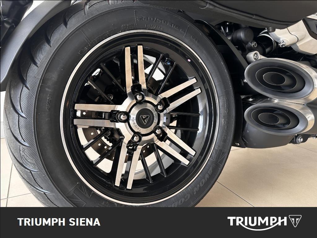 TRIUMPH Rocket III 2500 GT Chrome Edition